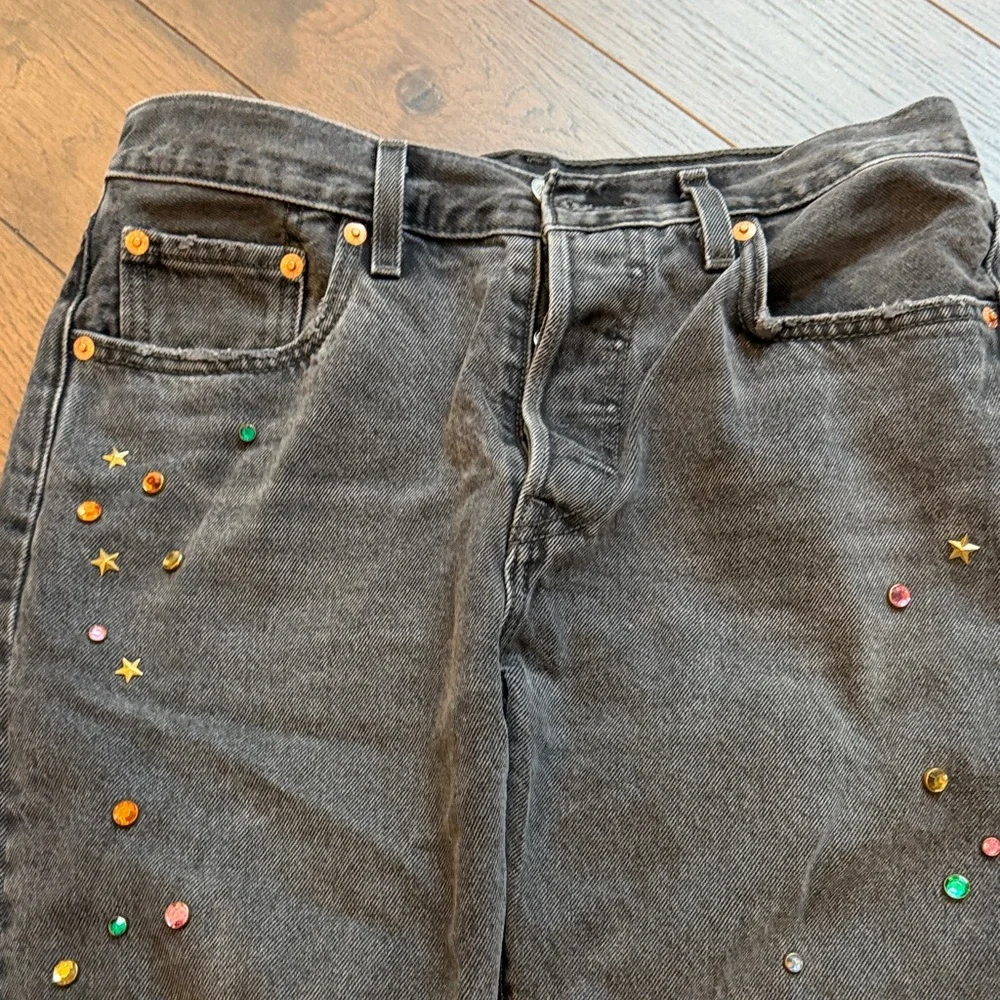 Levi’s Premium 501 28” x 30” Long Embellished Gray Jeans C11-098